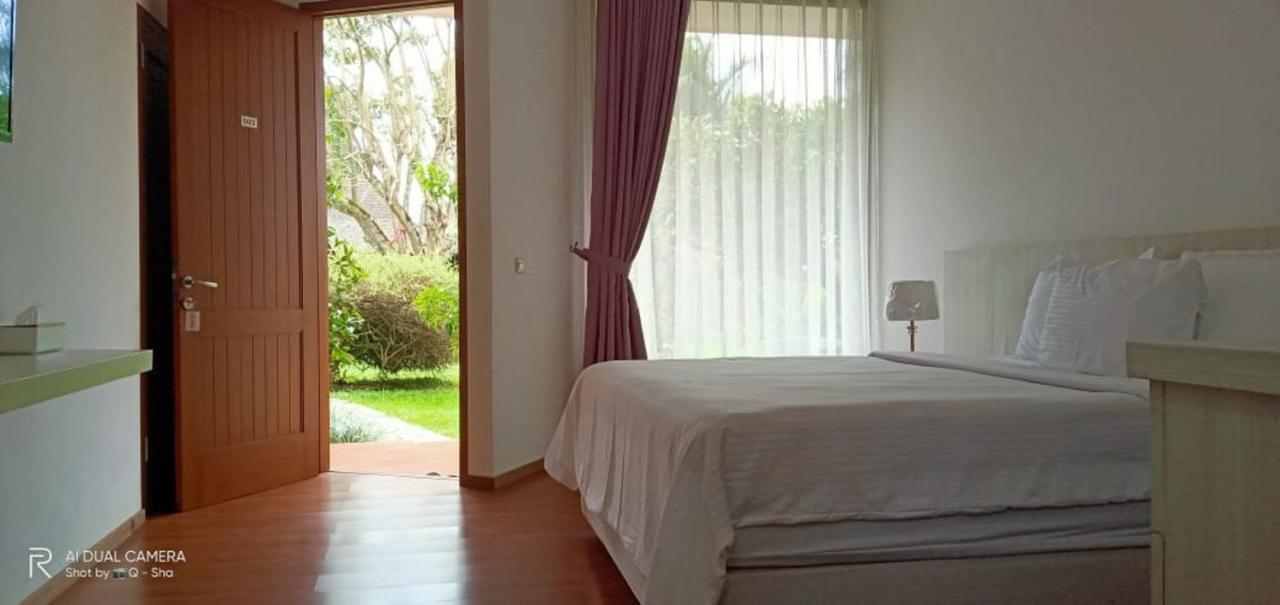 La Oma Hotell Lembang Exteriör bild