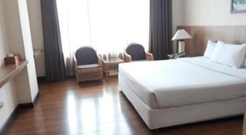 La Oma Hotell Lembang Exteriör bild