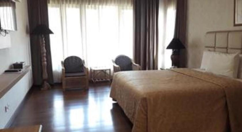 La Oma Hotell Lembang Exteriör bild