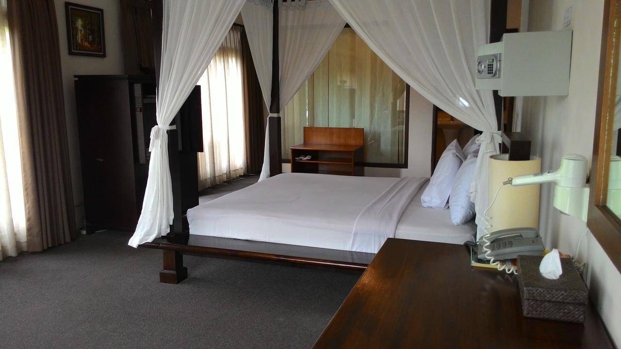 La Oma Hotell Lembang Exteriör bild